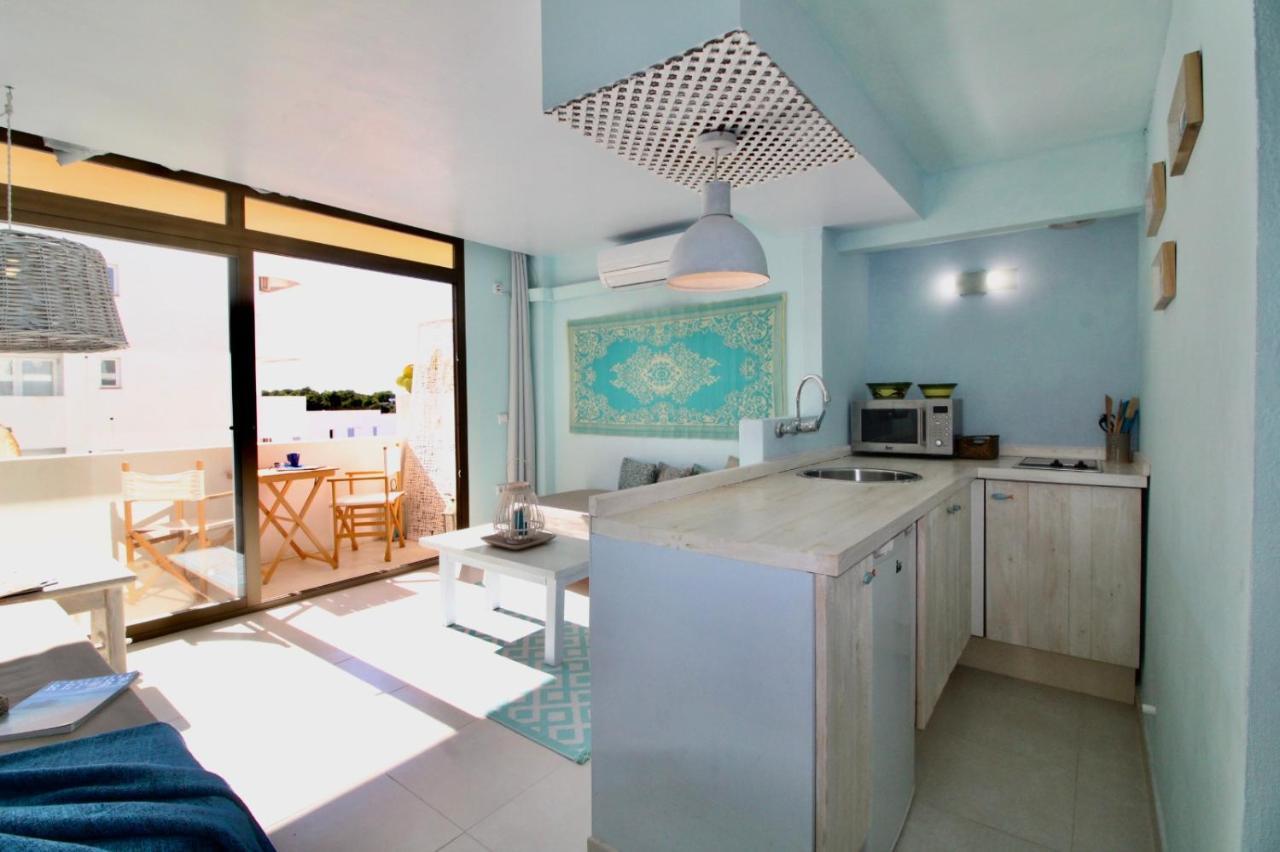 Agradable Apartamento Con Terraza En Formentera Ес Пухолс Екстериор снимка