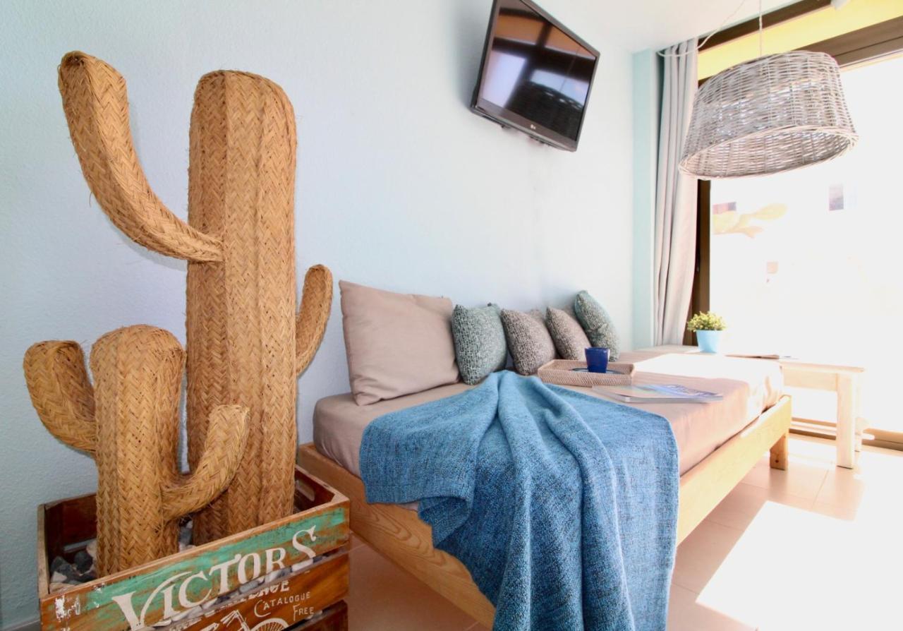 Agradable Apartamento Con Terraza En Formentera Ес Пухолс Екстериор снимка